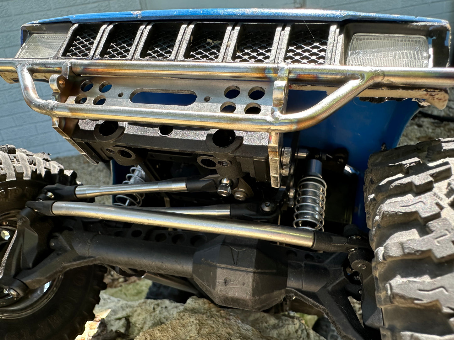 **Build To Order** VS4-10 TFC Width Mojave Bumper