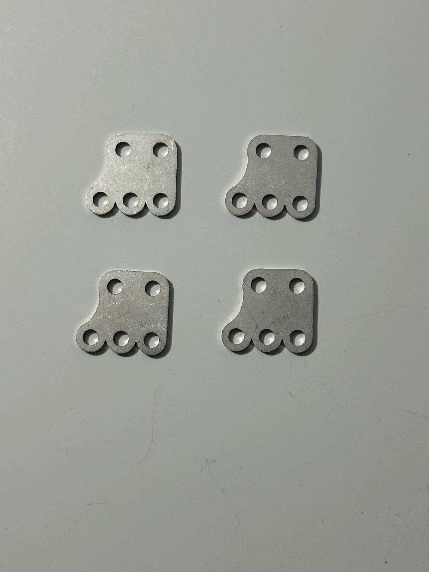 Yumi Rear Axle Leaf Hangers (One Axle)