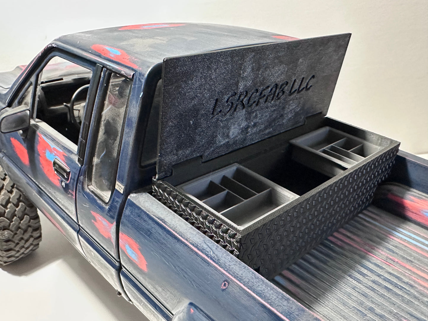 LSRC Toyota XtraCab & Marlin Lipo Toolbox