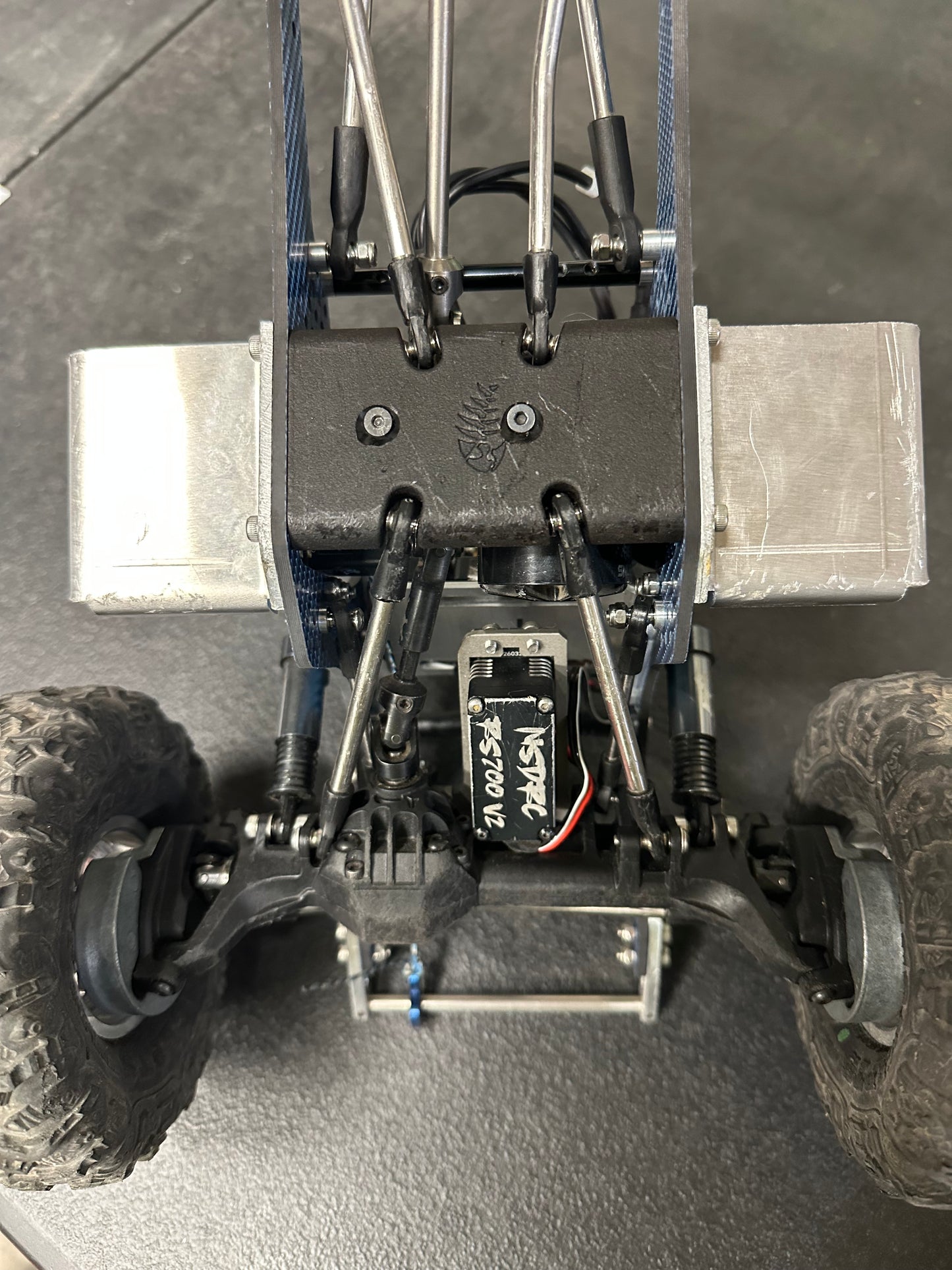 MadDuck Chassis Aluminum Sliders