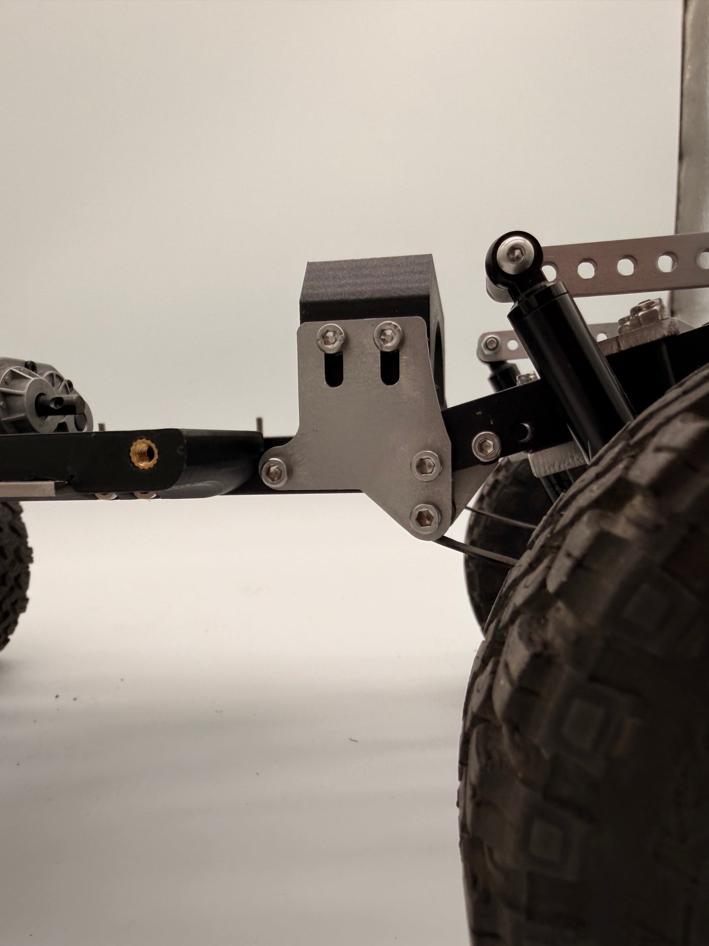 LSRC TF2 Bed Mount Kit for RockSlugCustoms Doved XtraCab Bed and 85’ Single Cab Beds