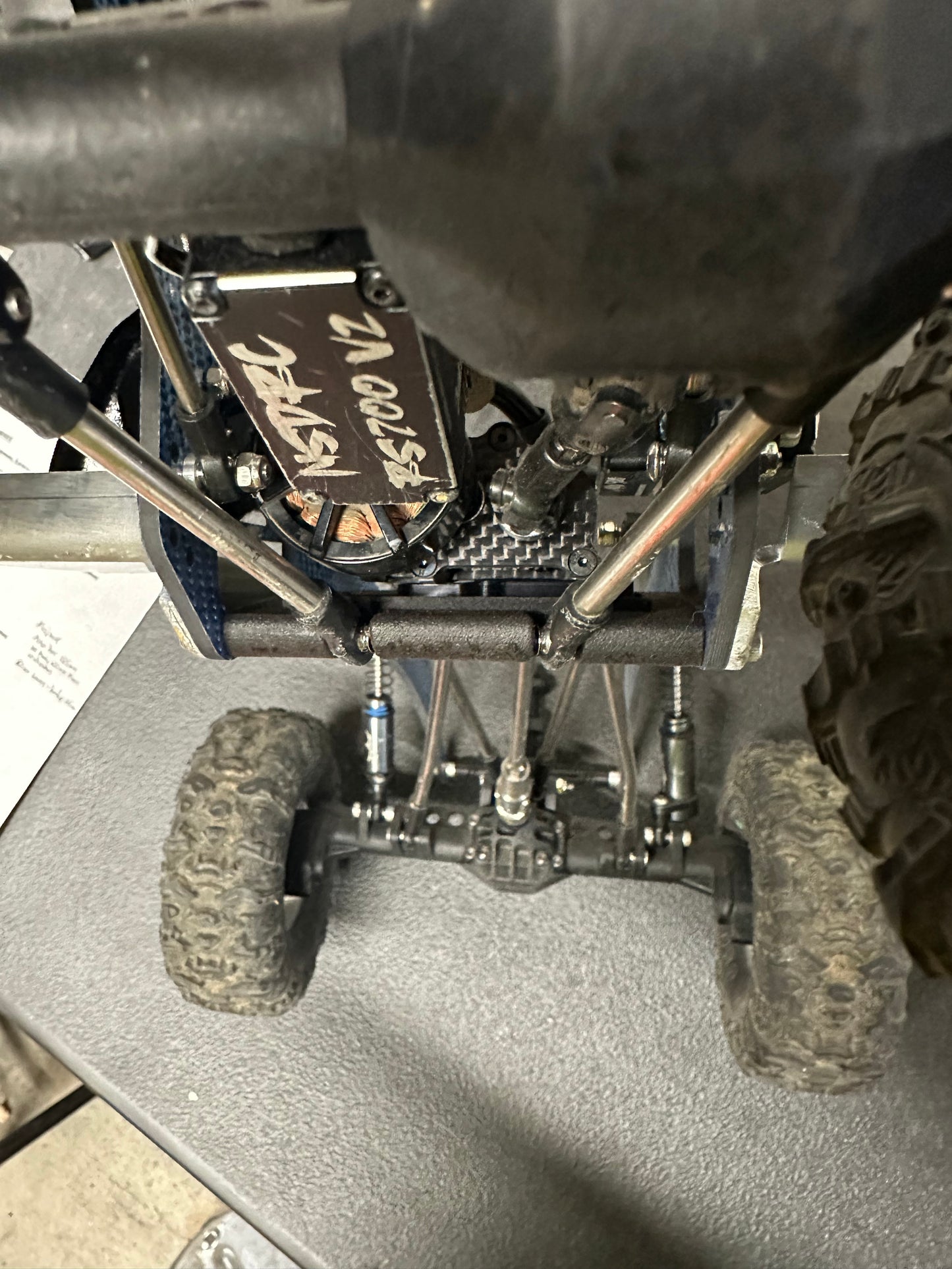 MadDuck C2/C3 Carbon Competition Chassis