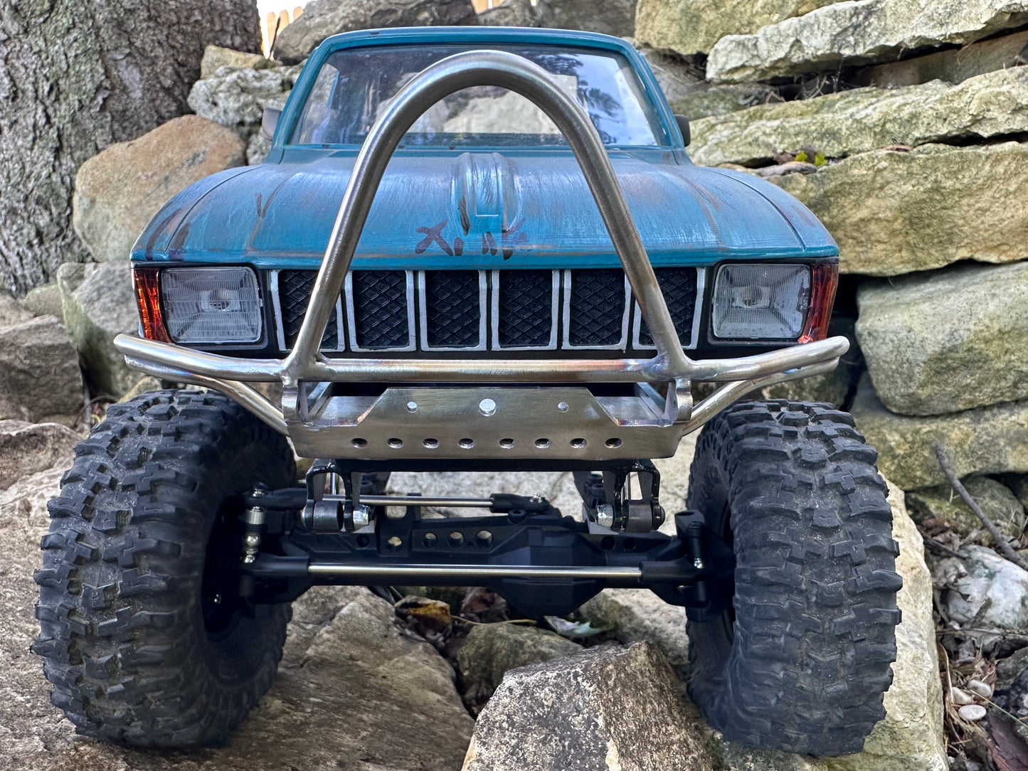 VS4-10 Mojave / ‘82 Pickup Winch Bumper for Scale Warn Winches