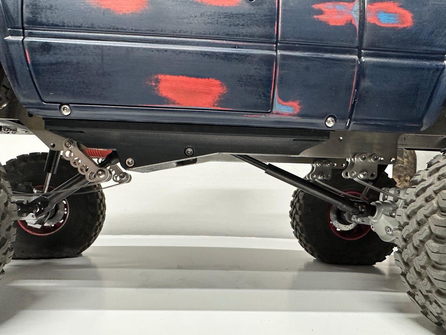 Yumi LWB Printed Body Mount Sliders by LTKustoms
